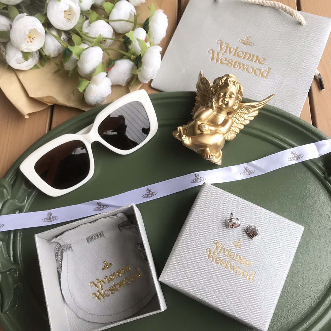 비비안웨스트우드 귀걸이 65002 Vivienne Westwood Earrings