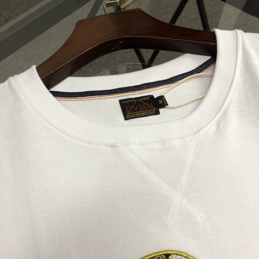 Evisu Men's White Woven Seagull Patch Short Sleeve T-Shirt 4 i1682350374 978 2