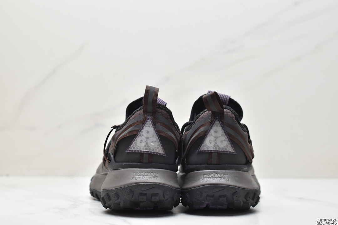 190 Nike ACG Mountain Fly Low GTX SE 男女子运动鞋采用匠心设计 DJ4030-001
