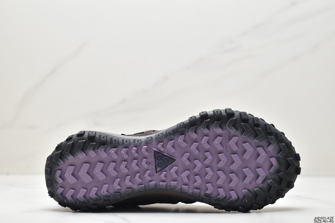 190 Nike ACG Mountain Fly Low GTX SE 男女子运动鞋采用匠心设计 DJ4030-001