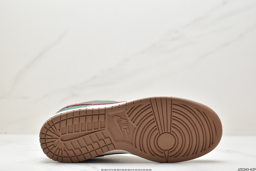 140 耐克Nike SB Zoom Dunk Low 板鞋 系列经典百搭休闲运动板鞋 FB7160-161