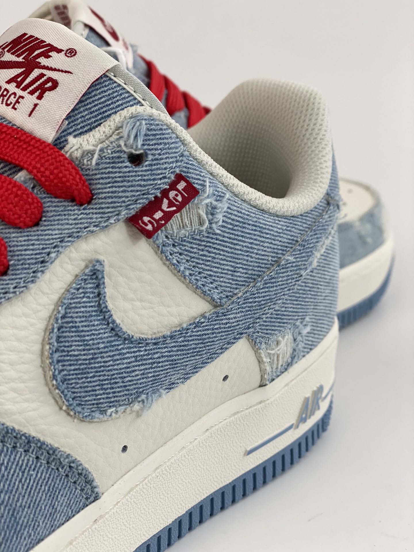 240 Nike Air Force 1 Low 07 Levi's 联名蓝牛仔 VT5698-566