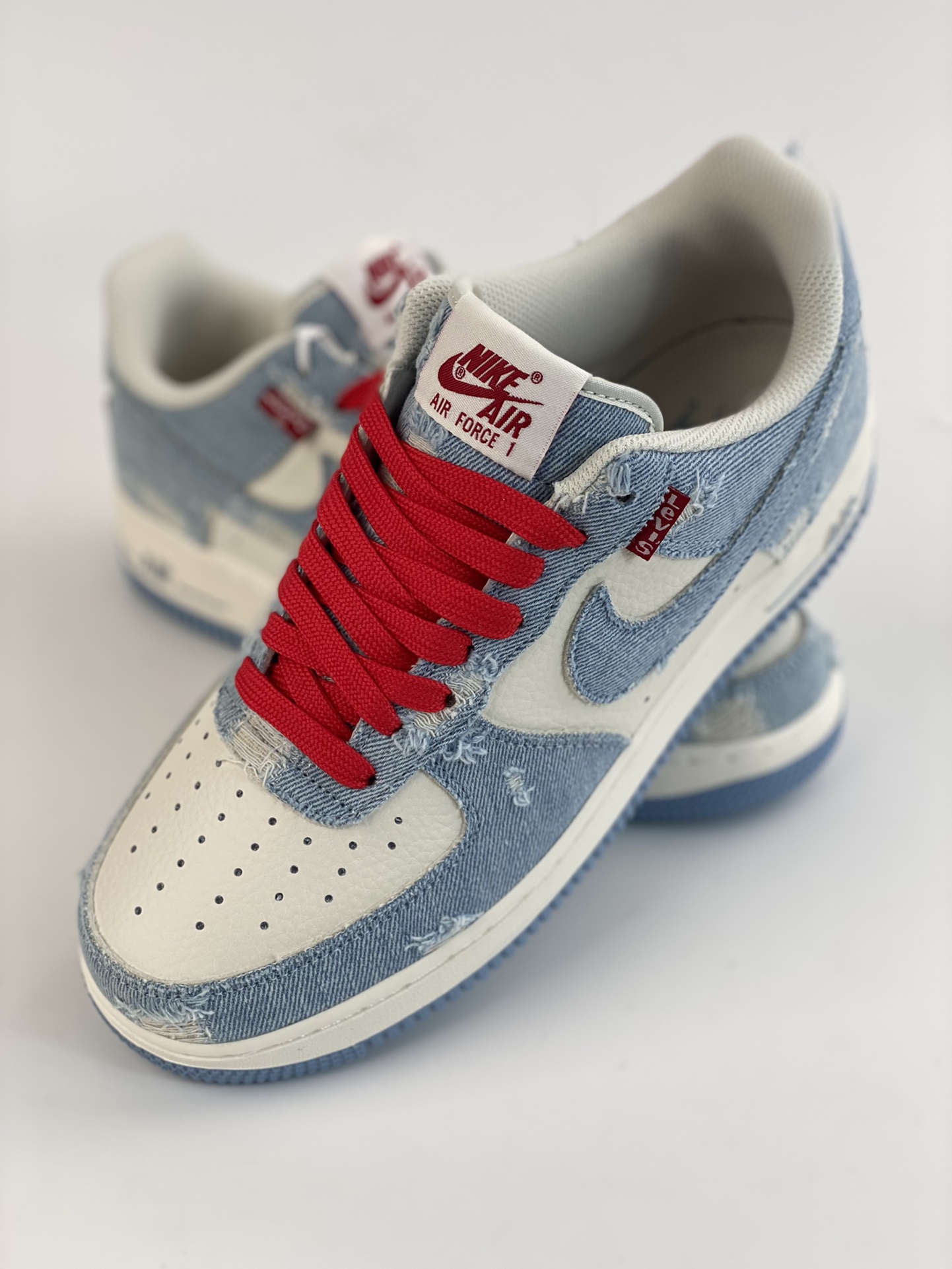 240 Nike Air Force 1 Low 07 Levi’s 联名蓝牛仔 VT5698-566