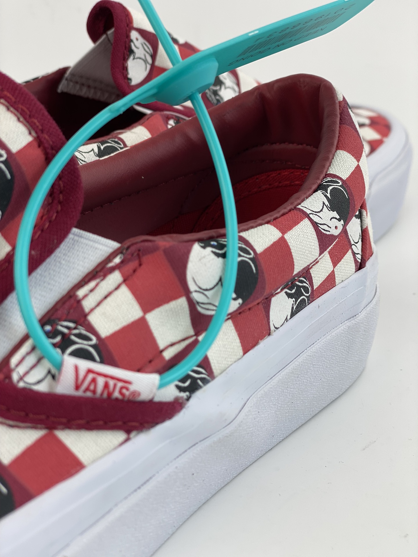 Vans & Billy's OG CLASSIC SLIP-ON LX Rabbit Year Limited Edition