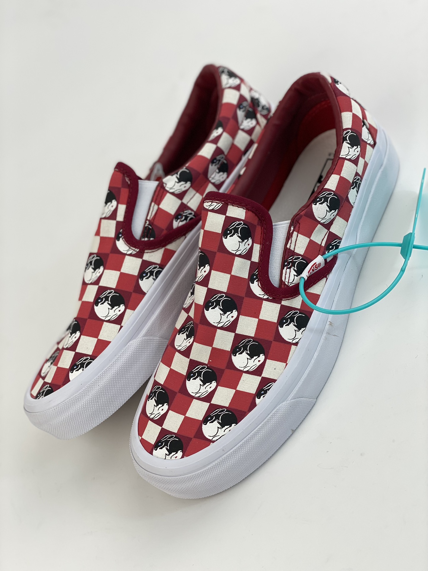 Vans & Billy's OG CLASSIC SLIP-ON LX Rabbit Year Limited Edition