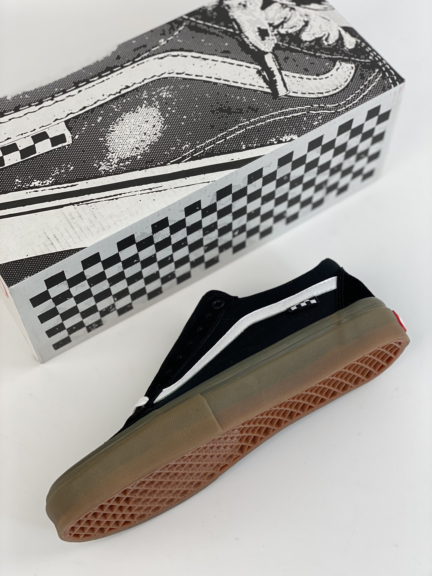 VANS OLD SKOOL PRO American version of raw rubber brown bottom black and white men and women professional skateboard shoes