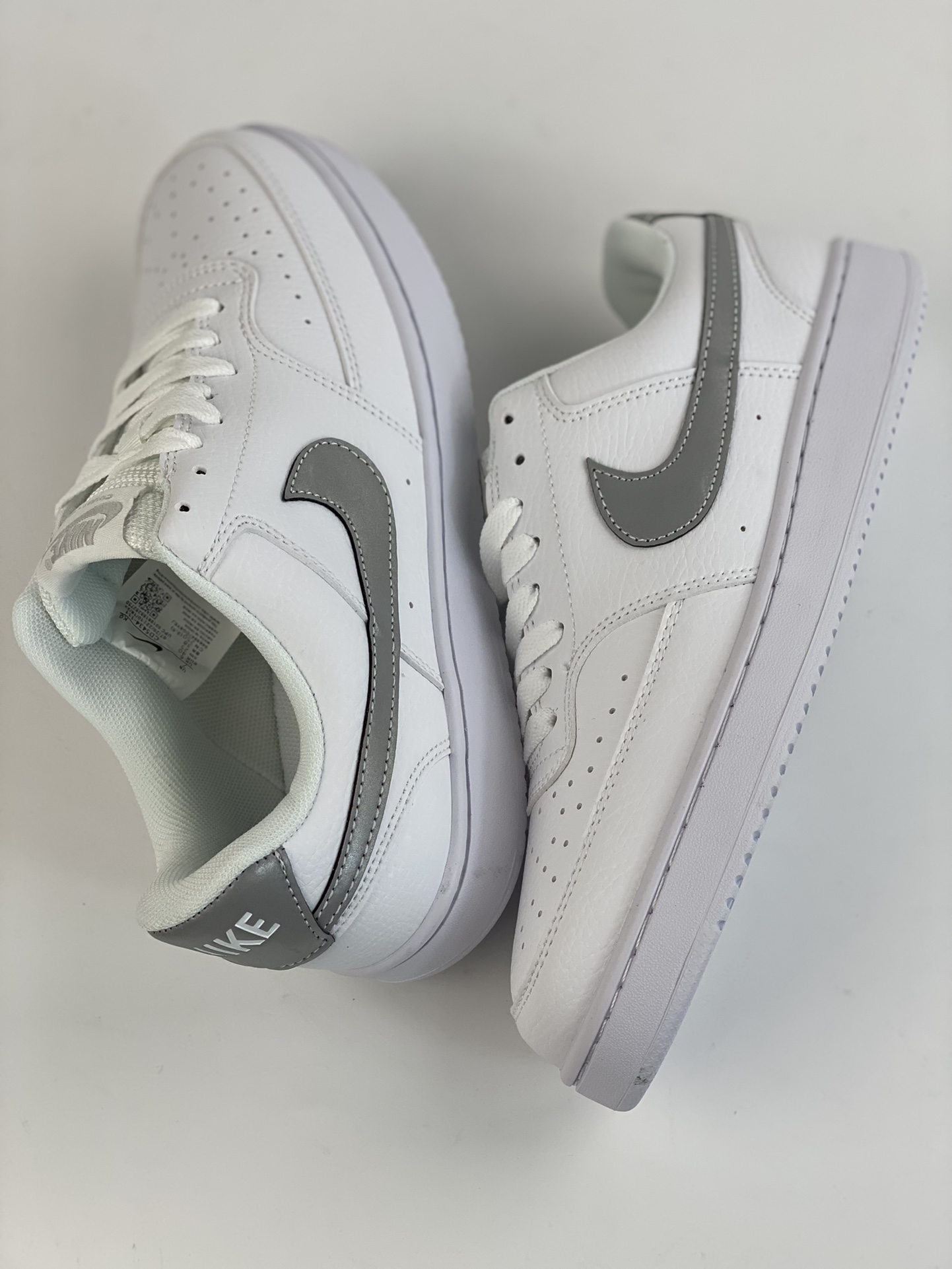 160 NIKE Court Vision Low 休闲运动板鞋 CD5434-111