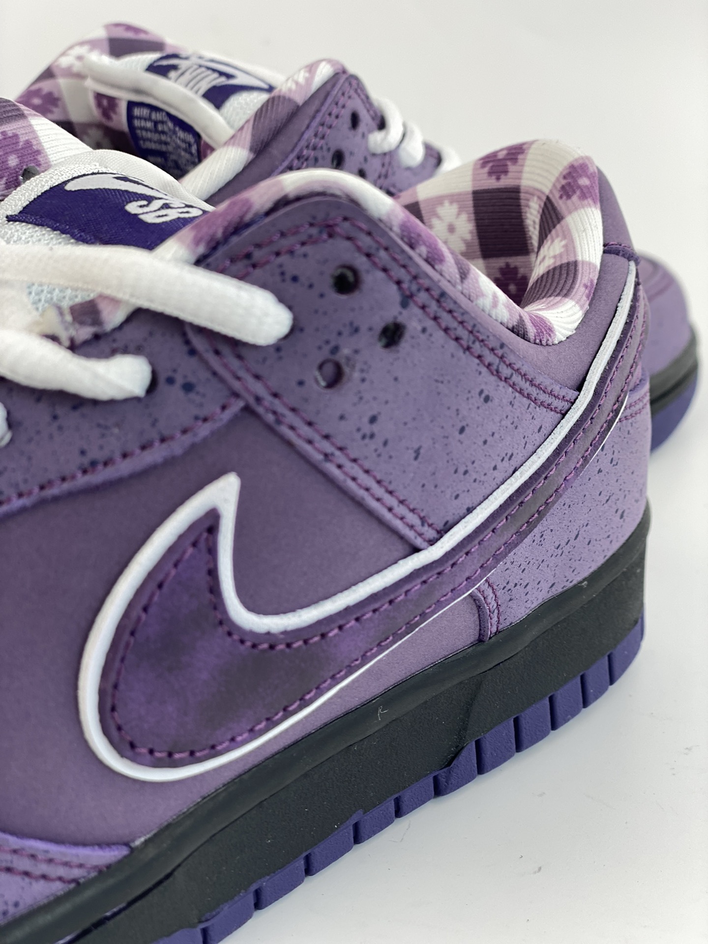 240 NIKE SB Dunk Low Concepts ”Purple Lobster” 紫龙虾 BV1310-555