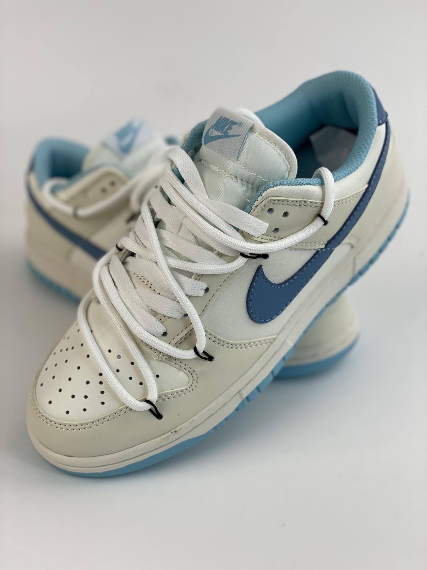 200 NIKE SB Dunk Low 海盐牛奶冰 DD1503-123