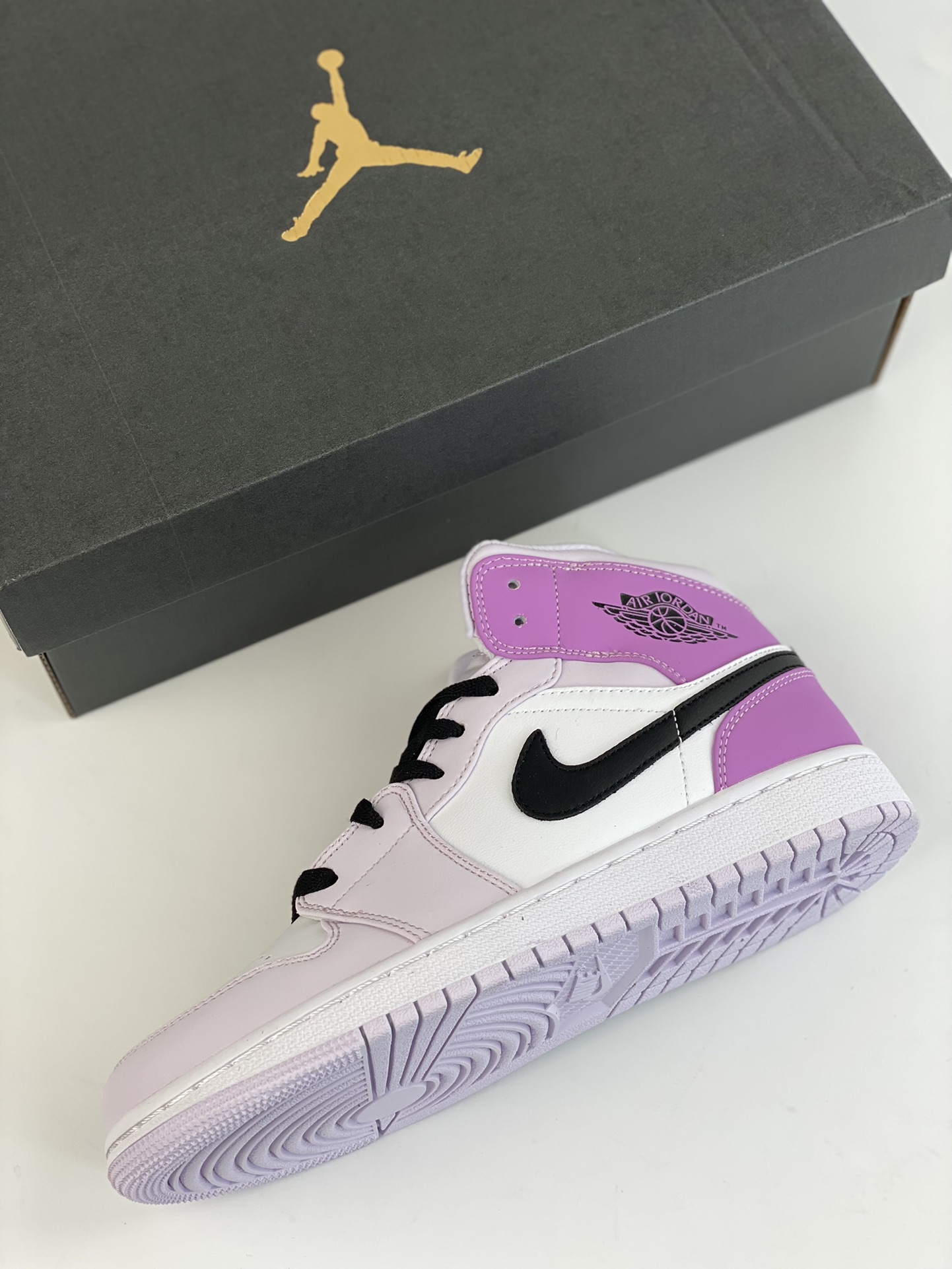 220 Air Jordan 1 Mid 白黑粉中帮系列 DQ8423-501