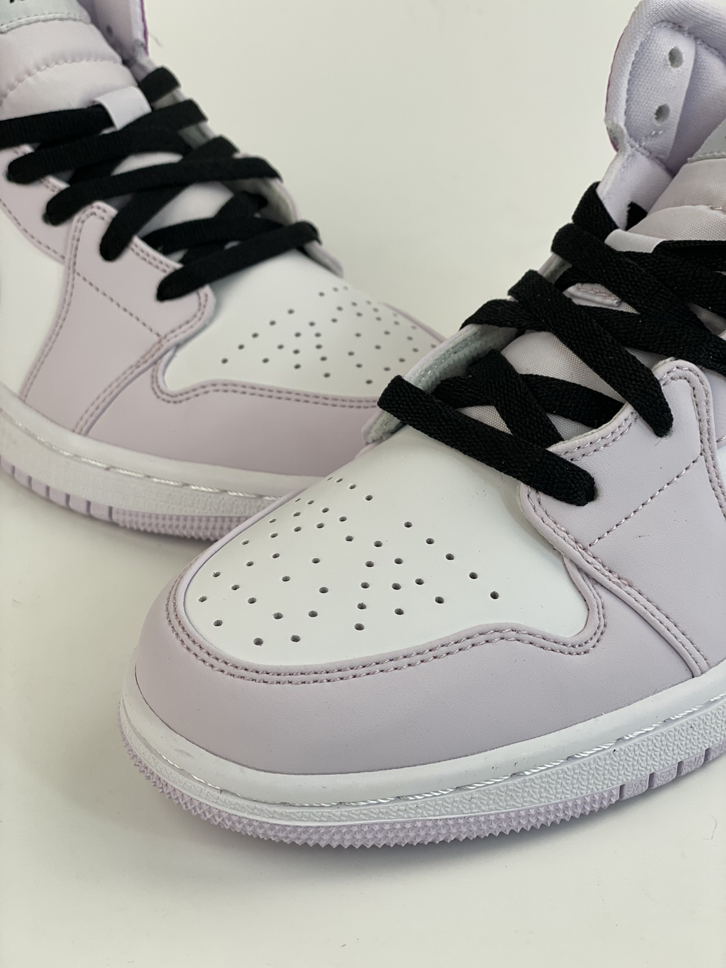 220 Air Jordan 1 Mid 白黑粉中帮系列 DQ8423-501