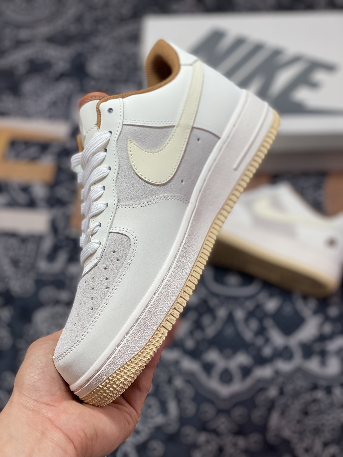 Air Force 1'07 Low Retro SP ”Year of the Rabbit” Air Force One sneakers ”Light brown beige and white rabbit” AE3398-668