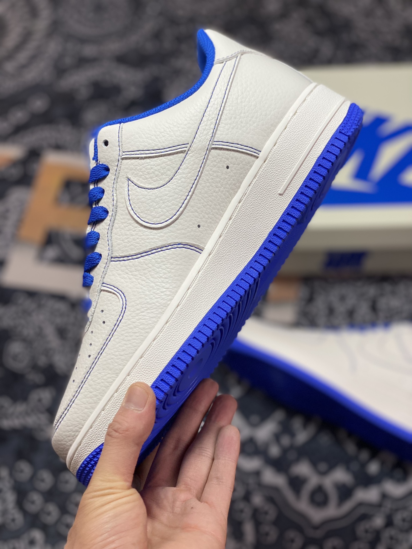 UNDEFEATED x Nike Air Force 1′07 Low ”Beige/Green 3M” Air Force One sneakers ”Off-white royal blue stitching five-bar print” UN1570-680