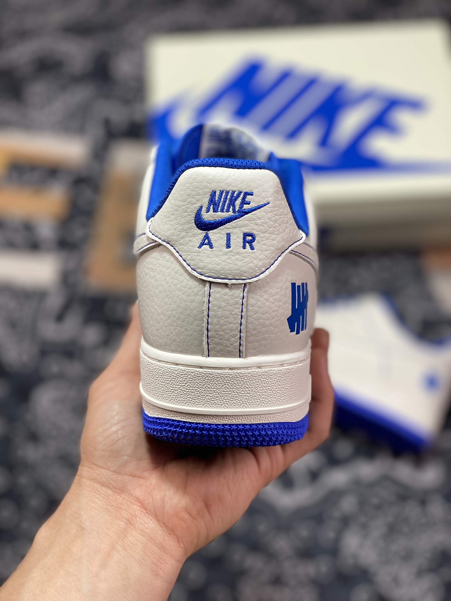 UNDEFEATED x Nike Air Force 1′07 Low ”Beige/Green 3M” Air Force One sneakers ”Off-white royal blue stitching five-bar print” UN1570-680