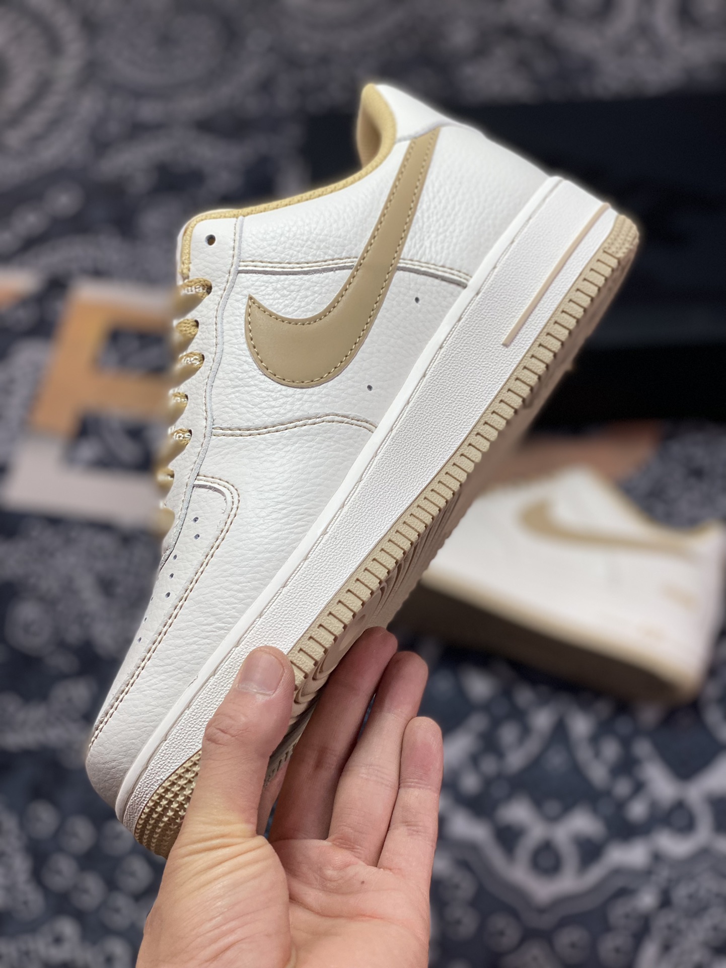 Nike Air Force 1 '07 Low QS ”Rice White/Brown Rice Blanc/Marron” Air Force 1 Sneakers ”Leather White Brown” SU0220-011