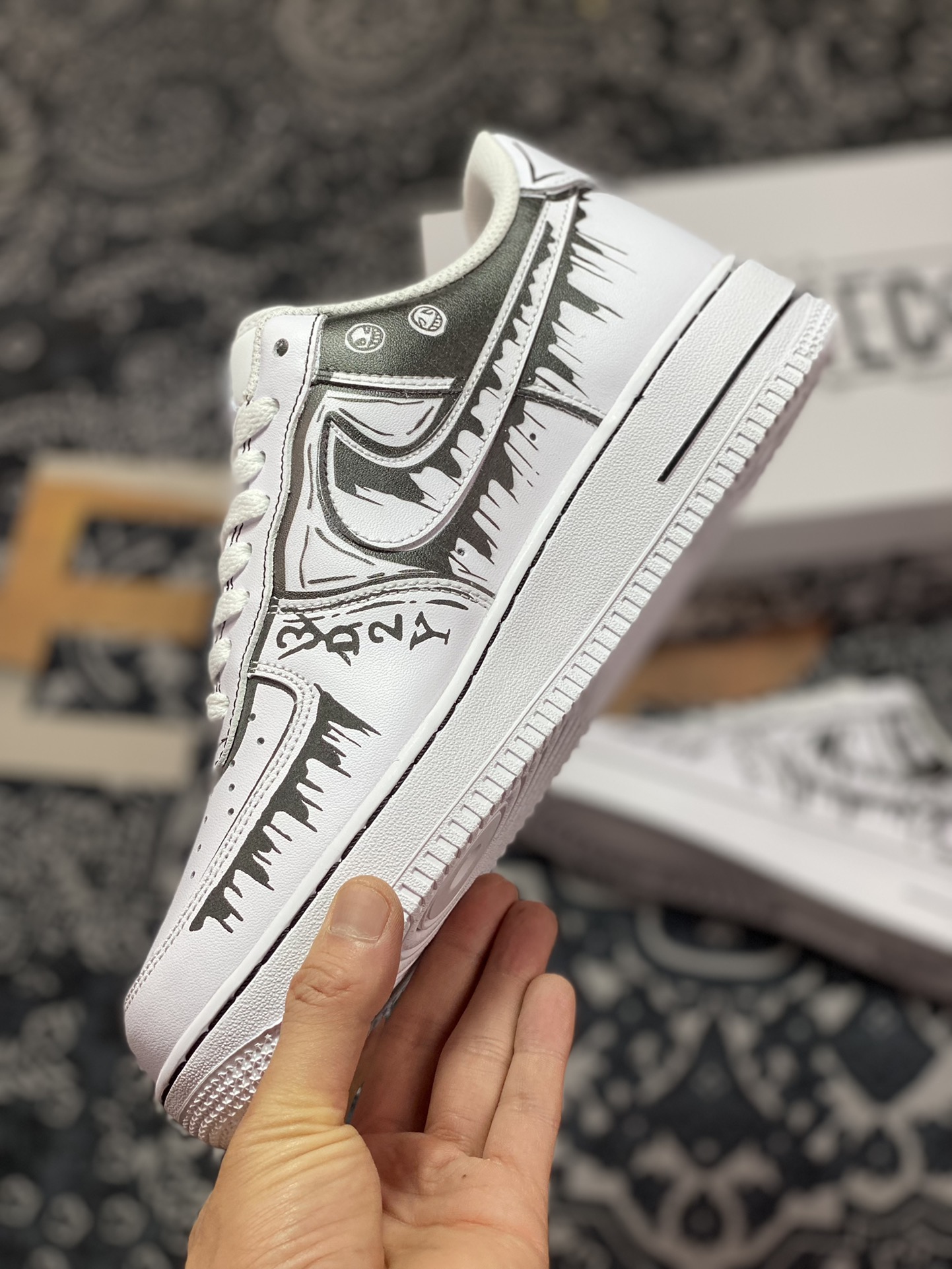 Nike Air Force 1 '07 Low ”White/Blackc/One Piece” Air Force One sneakers ”Two-dimensional marker graffiti white and black One Piece” CW2288-301