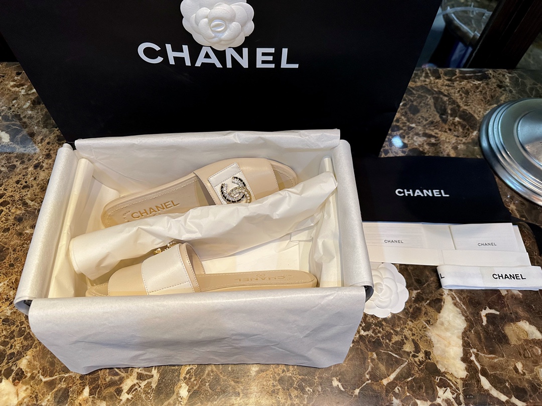Chanel Good
 Shoes Slippers
