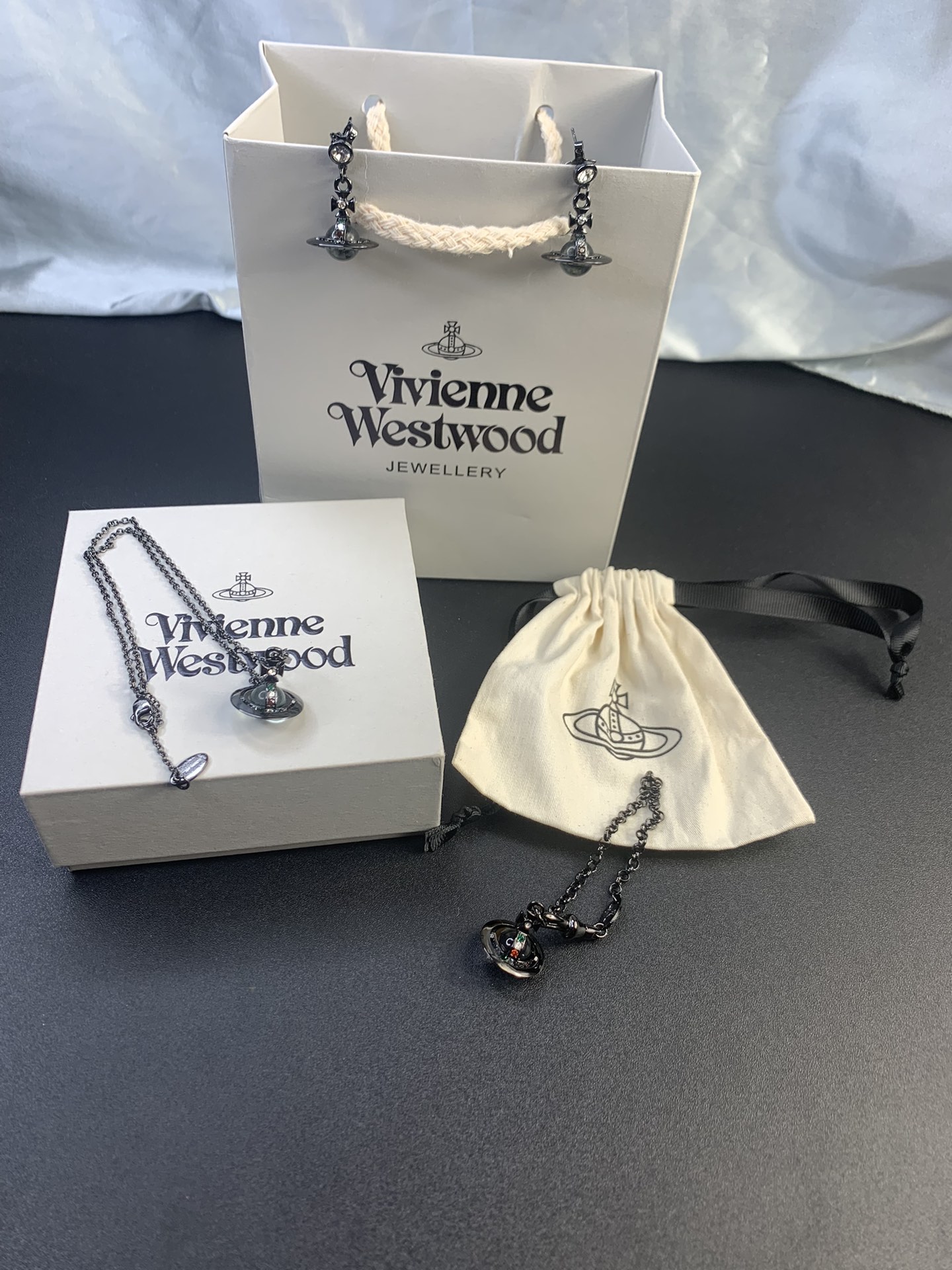 Vivienne Westwood 西太后黑金立体土
