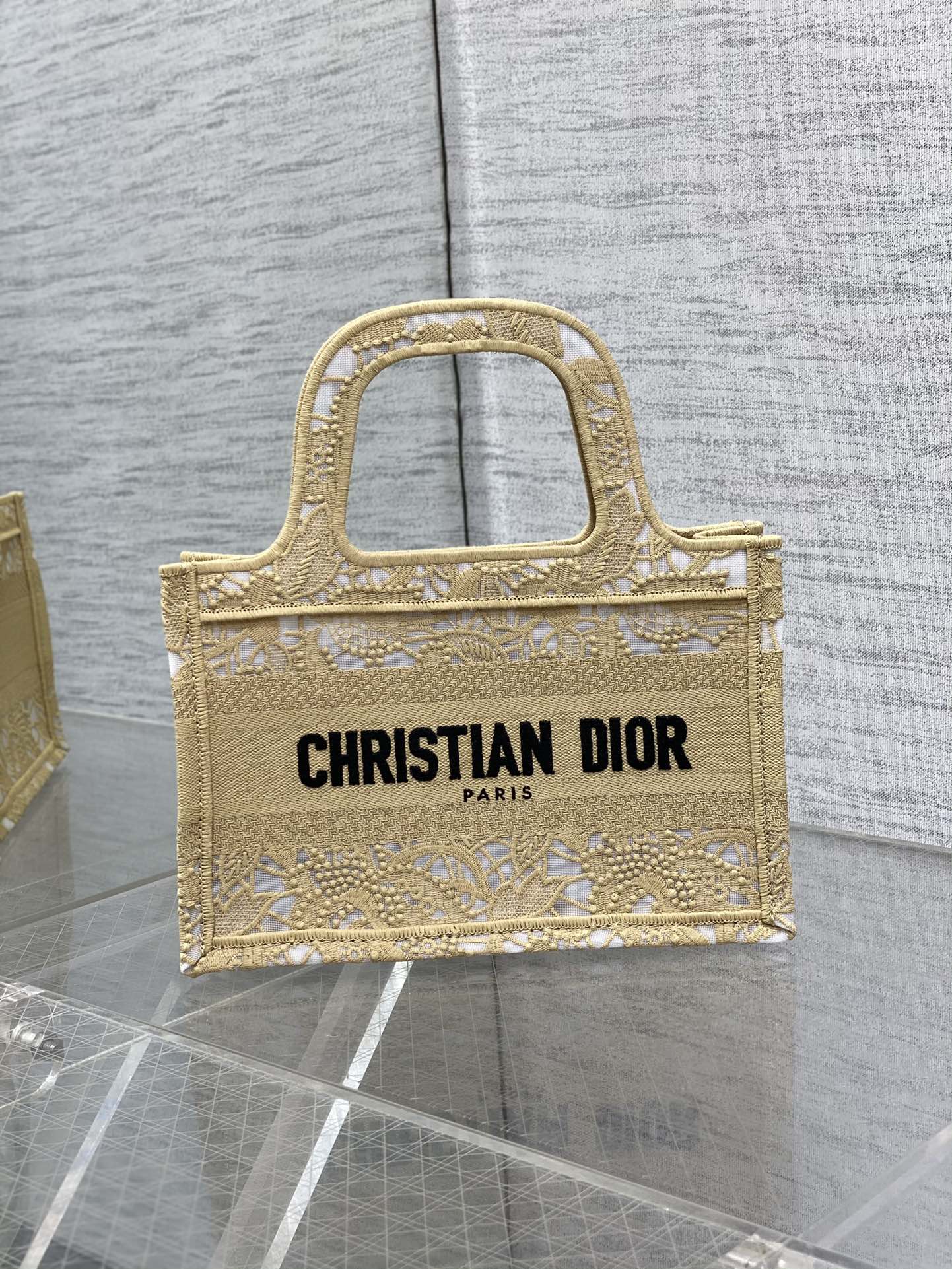 DIOR Tote кружевная мини ручная сумка