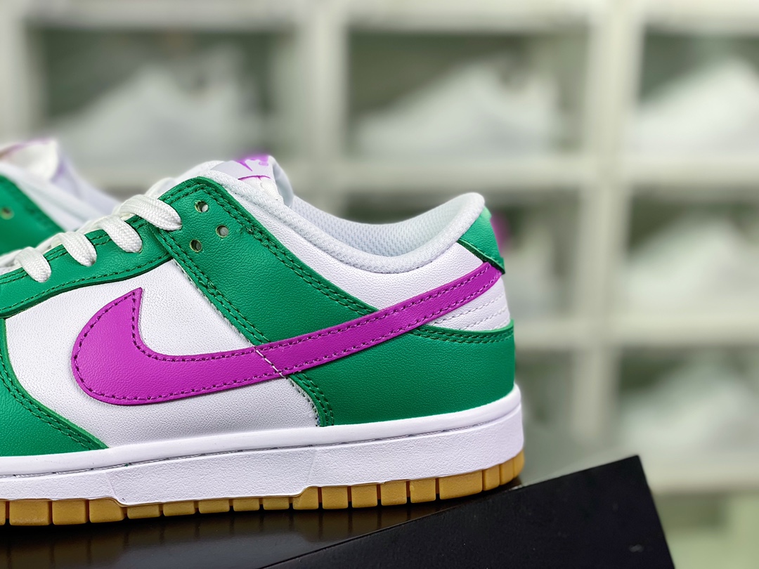 220 Wmns SB Dunk Low Retro”Joker”扣篮系列低帮休闲运动滑板板鞋“白绿紫巴斯光年”FD9922-151