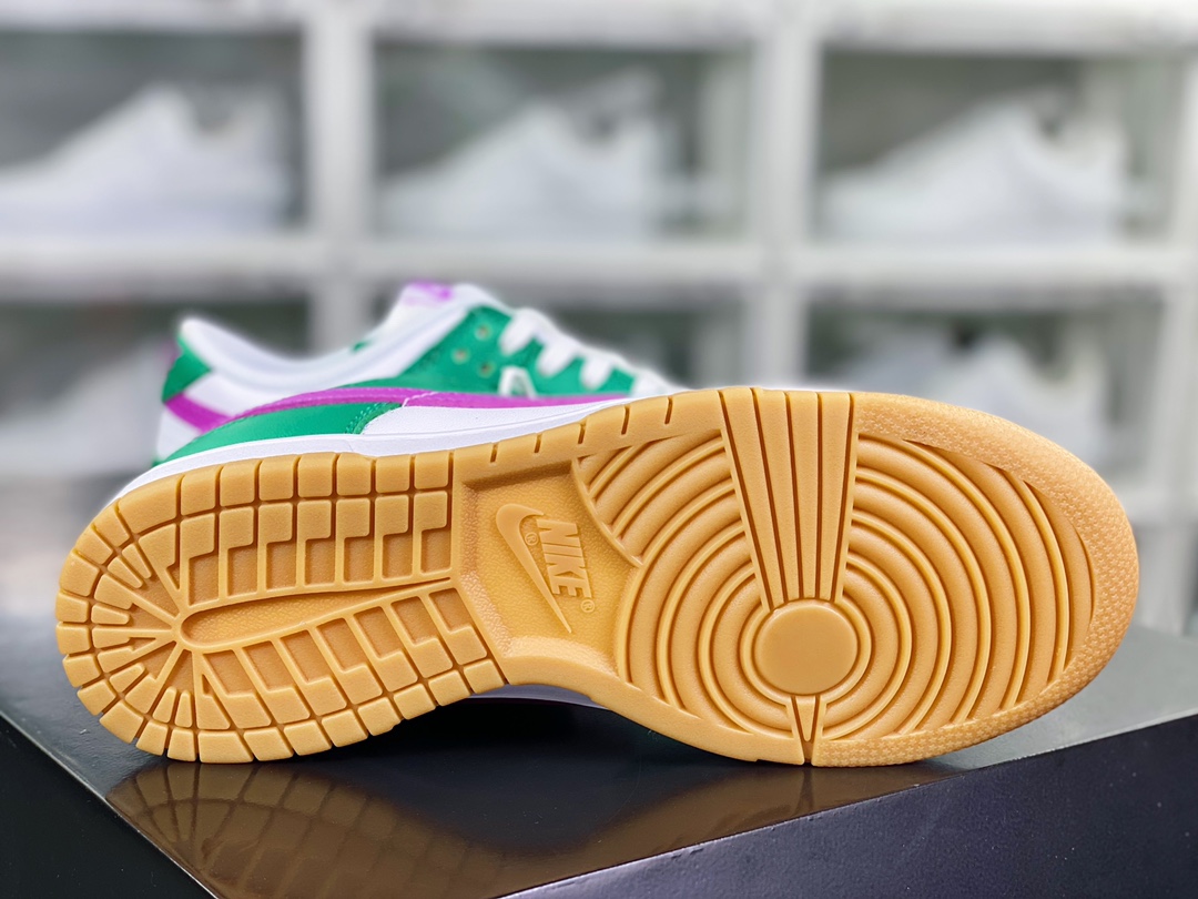 220 Wmns SB Dunk Low Retro”Joker”扣篮系列低帮休闲运动滑板板鞋“白绿紫巴斯光年”FD9922-151