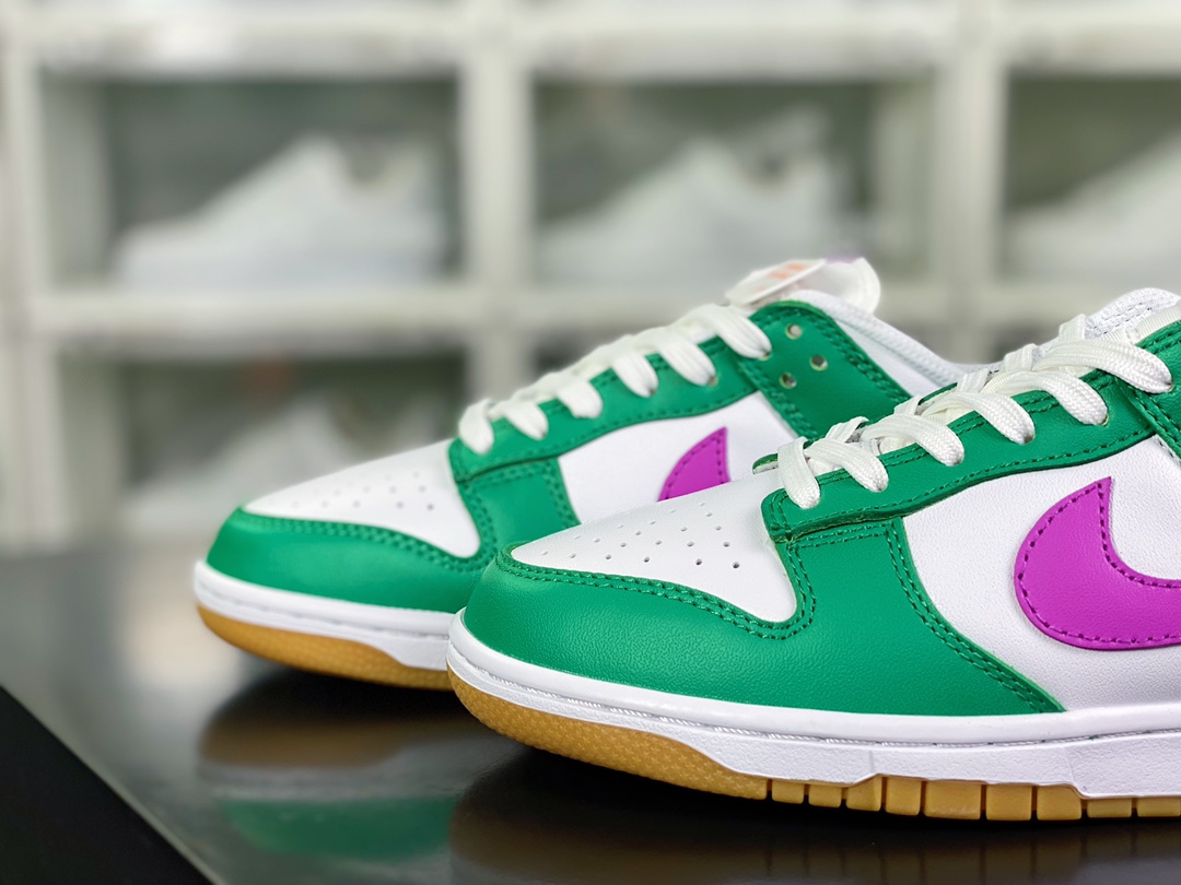 220 Wmns SB Dunk Low Retro”Joker”扣篮系列低帮休闲运动滑板板鞋“白绿紫巴斯光年”FD9922-151