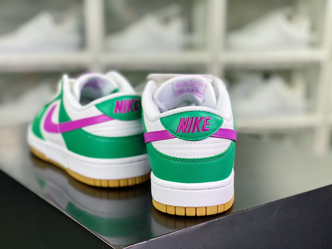 220 Wmns SB Dunk Low Retro”Joker”扣篮系列低帮休闲运动滑板板鞋“白绿紫巴斯光年”FD9922-151