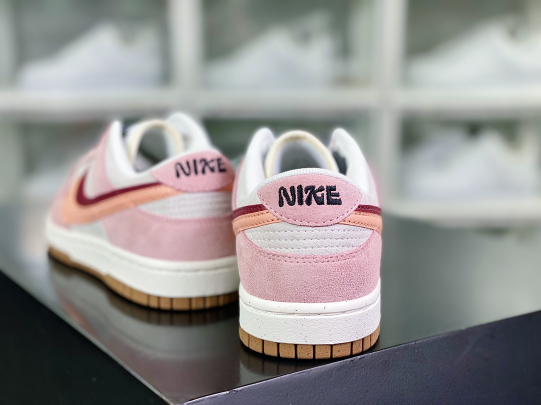 240 SB Dunk Low SE”85 Double Swoosh/Grey/Apple Green”扣篮系列低帮板鞋“麂皮浅粉灰DO9457-116