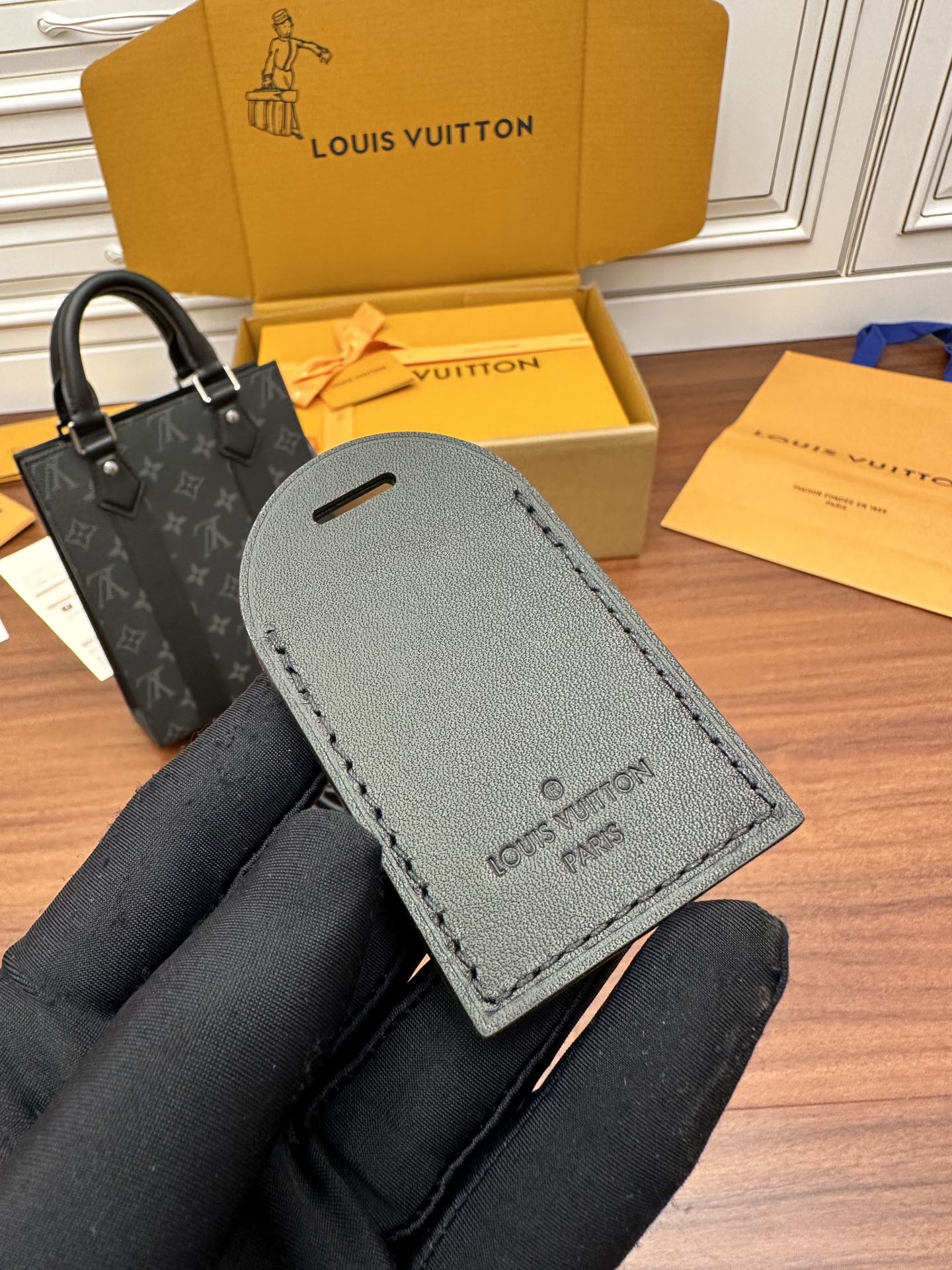 路易威登 Louis Vuitton 高定典藏名品高定成衣时装外套连衣裙衬衫T恤 #5DA1F5FA 8