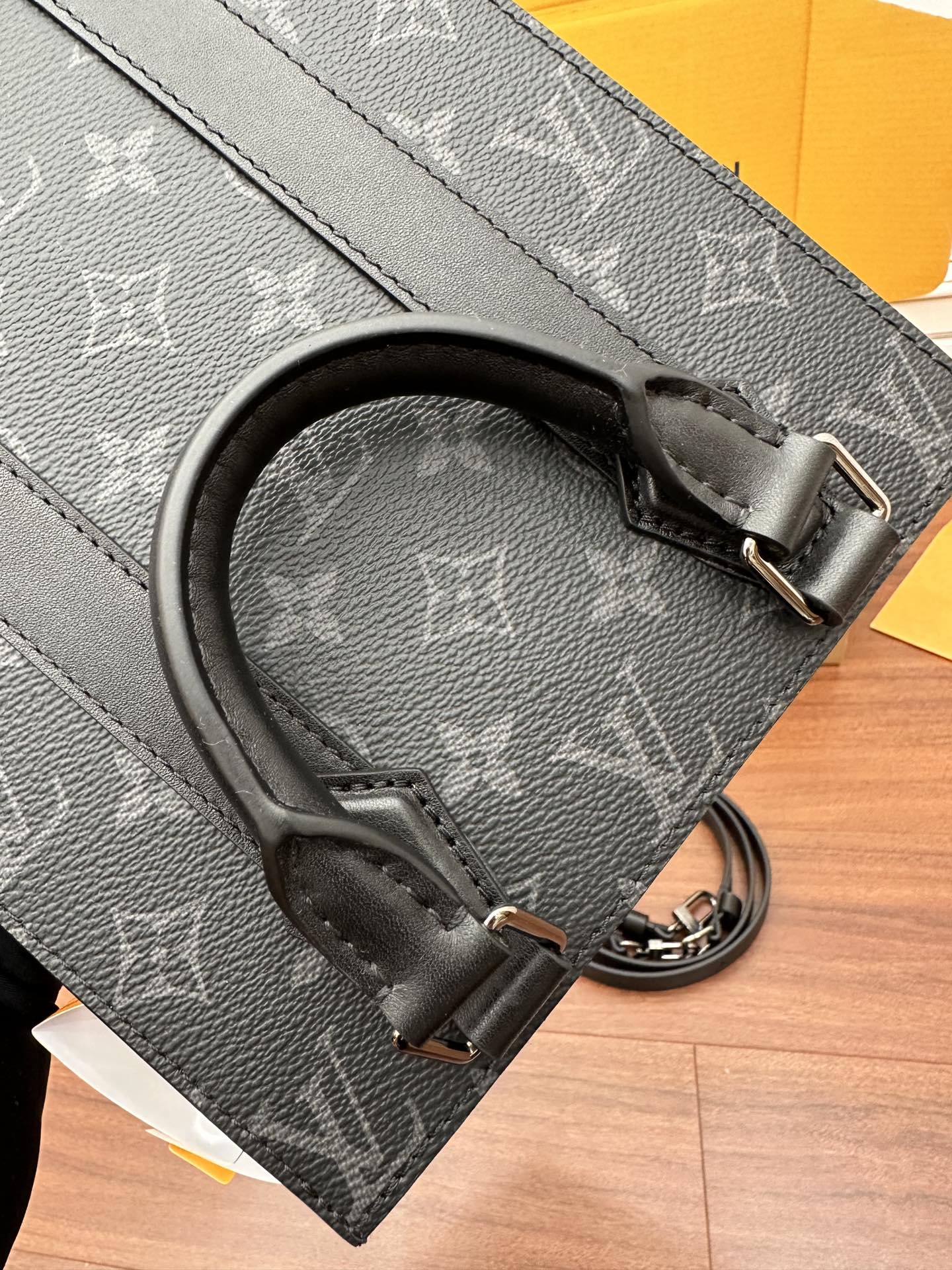 路易威登 Louis Vuitton 高定典藏名品高定成衣时装外套连衣裙衬衫T恤 #5DA1F5FA 2