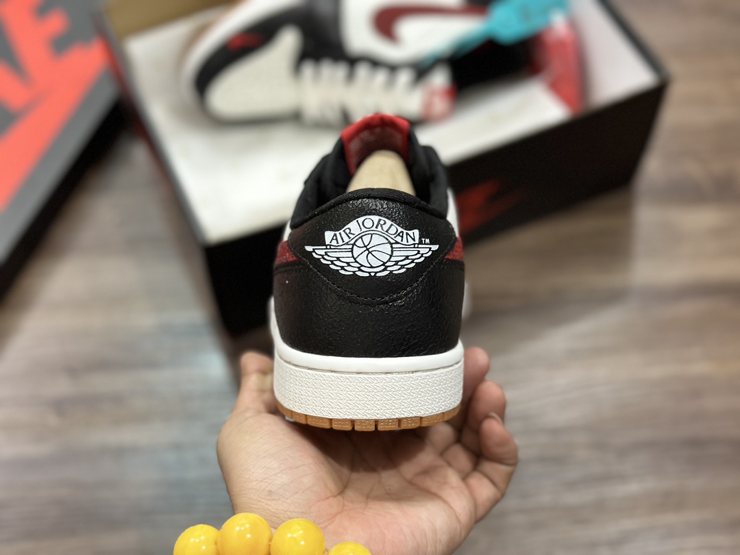 200 Air Jordan 1 Low aj1 乔1低帮篮球鞋  DZ0798-108