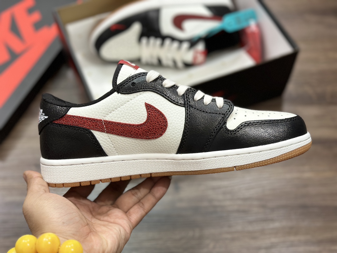 200 Air Jordan 1 Low aj1 乔1低帮篮球鞋  DZ0798-108