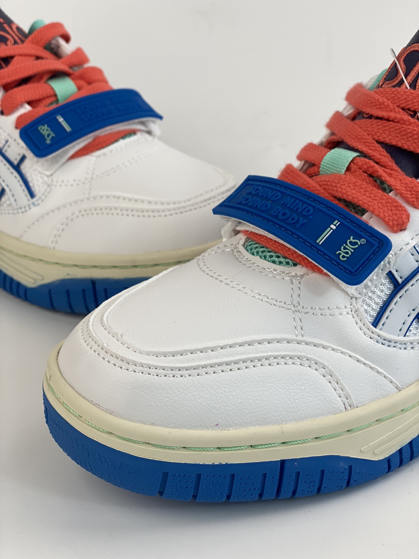 Asics Gel Spotlyte low V2 trend wear-resistant low-top retro basketball shoes 1203A258-100