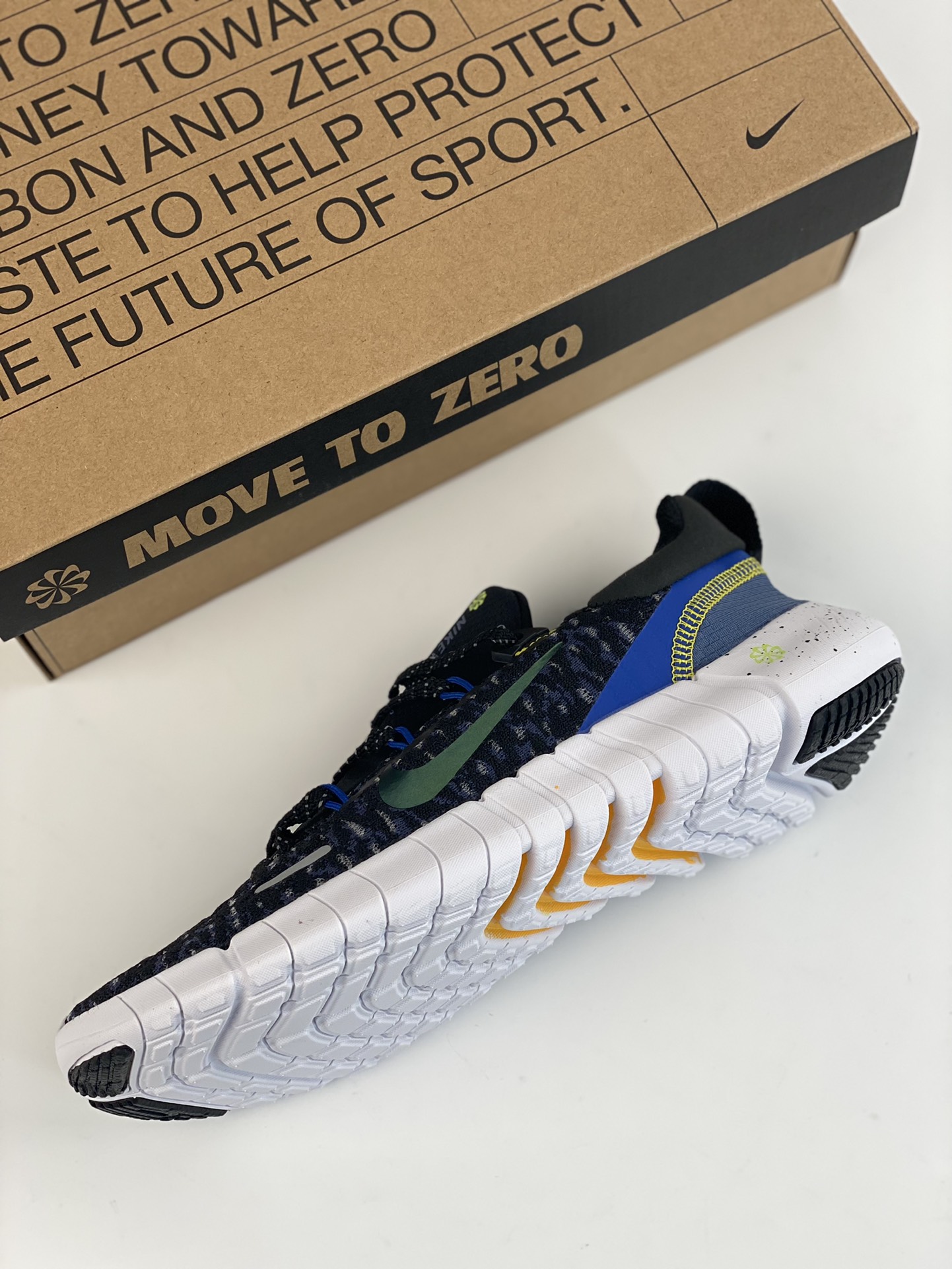 140 Nike Free RN 5.0 Next Nature 赤足跑步鞋  CZ1884-402