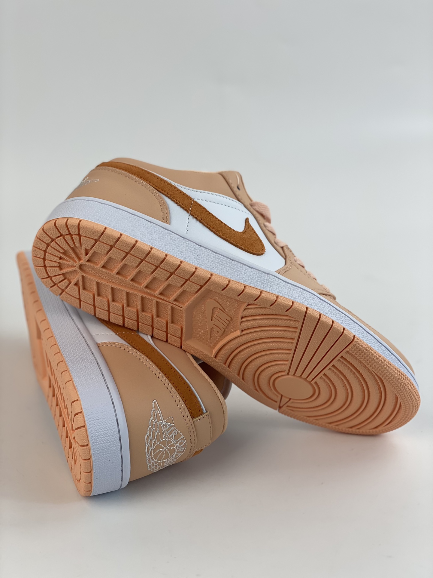 200 Air Jordan 1 Low 日落橙白 AJ1乔1低帮休闲板鞋 DC0774-801