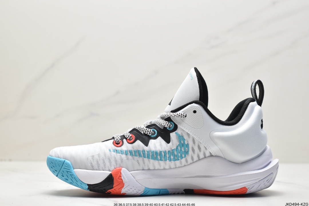 160 Nike Zoom Freak 3”Grey/Multi”字母哥三代低帮休闲运动篮球鞋 CZ4099-009