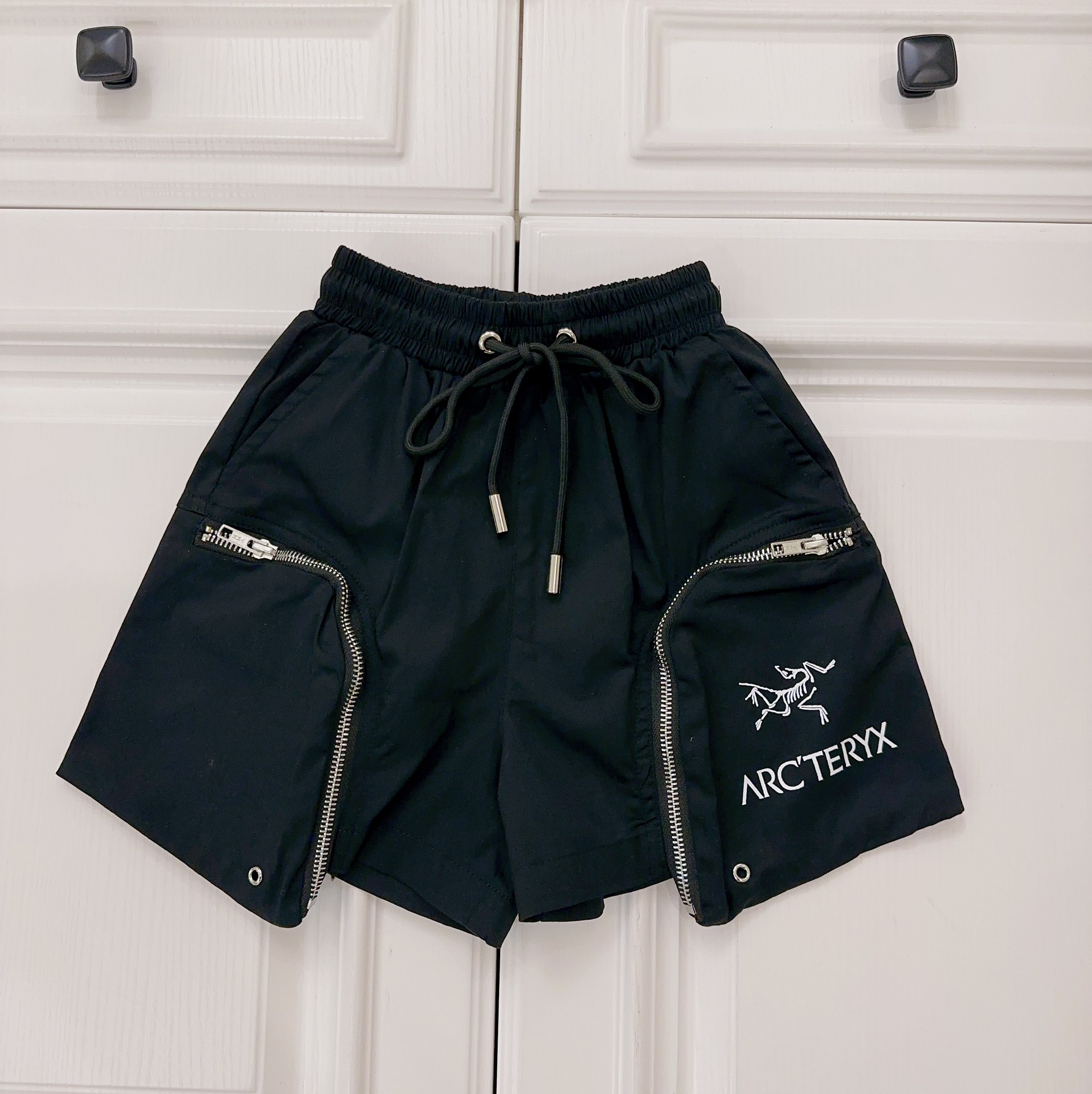 “Arcteryx Custom Cotton Shorts: Stylish, Comfortable, Temperature-Controlled, Symmetrical Design, Code 100-160” - 图片 7