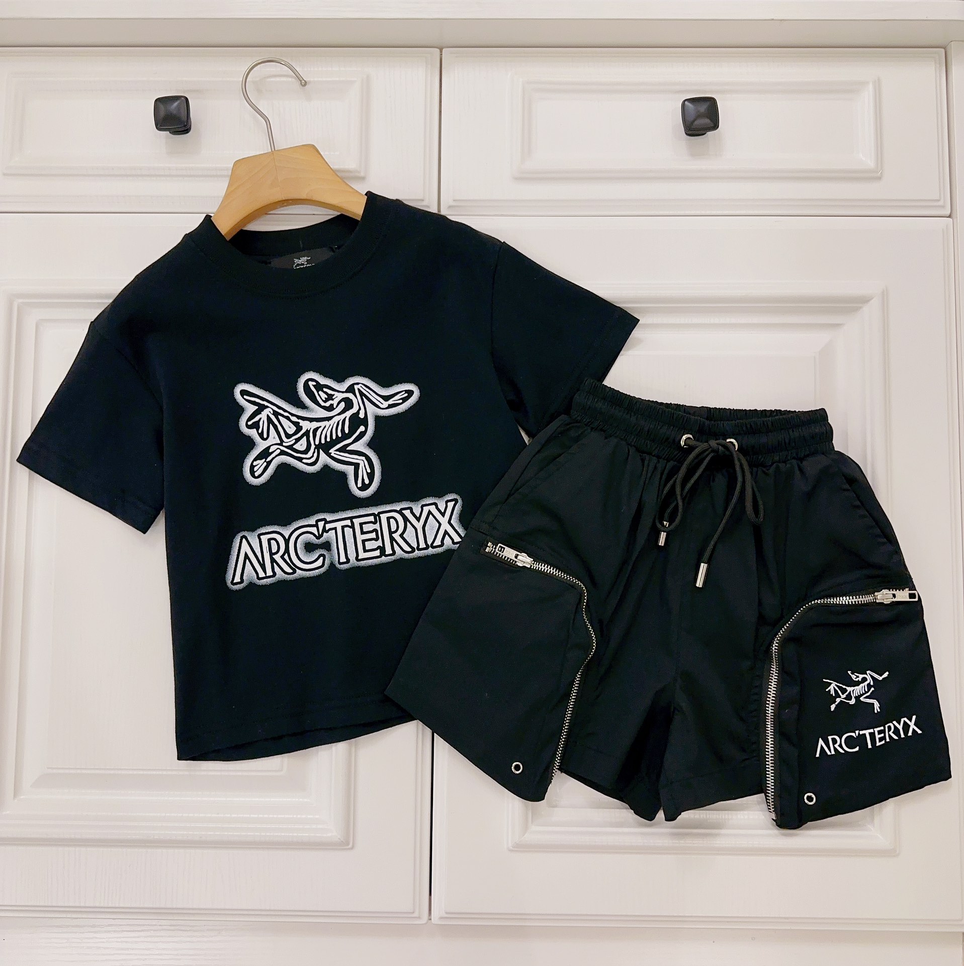 Arcteryx Custom Cotton Shorts: Comfortable, Stylish, and Custom-Made for Kids - 图片 1