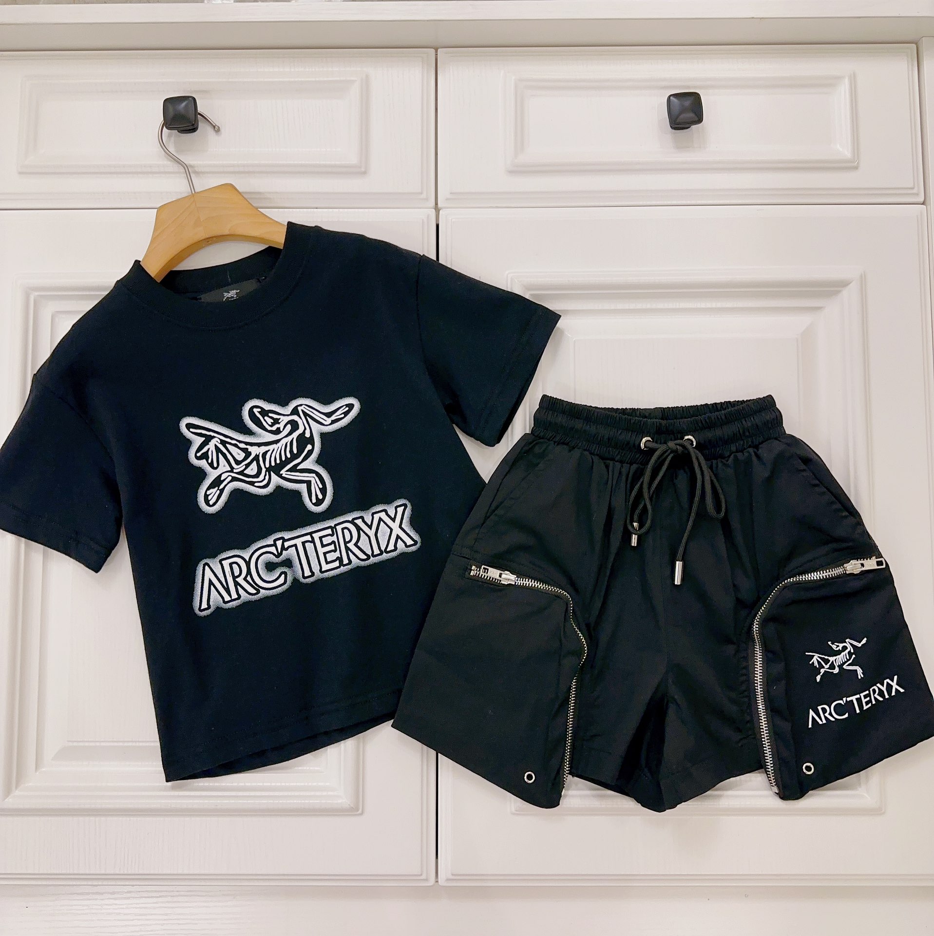 Arcteryx Custom Cotton Shorts: Comfortable, Stylish, and Custom-Made for Kids - 图片 3