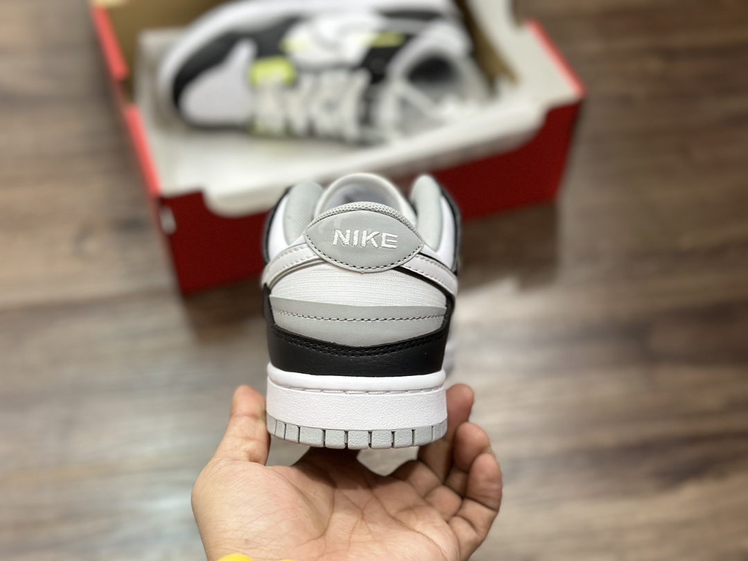 300 NIKE SB Dunk Low 低帮休闲运动鞋  DC9723-001