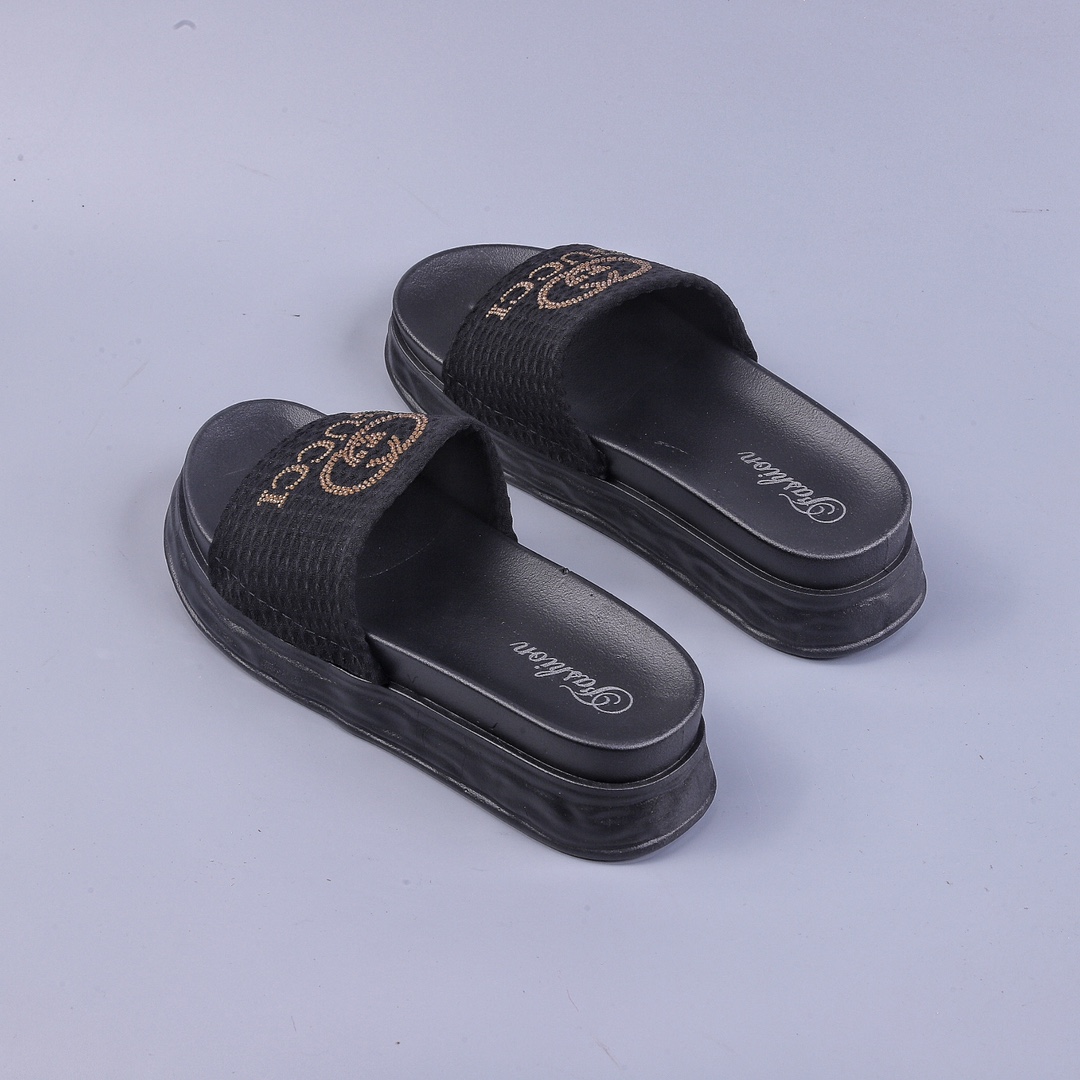 Gucci Leather slide with bow Beach flip flops High-end slippers