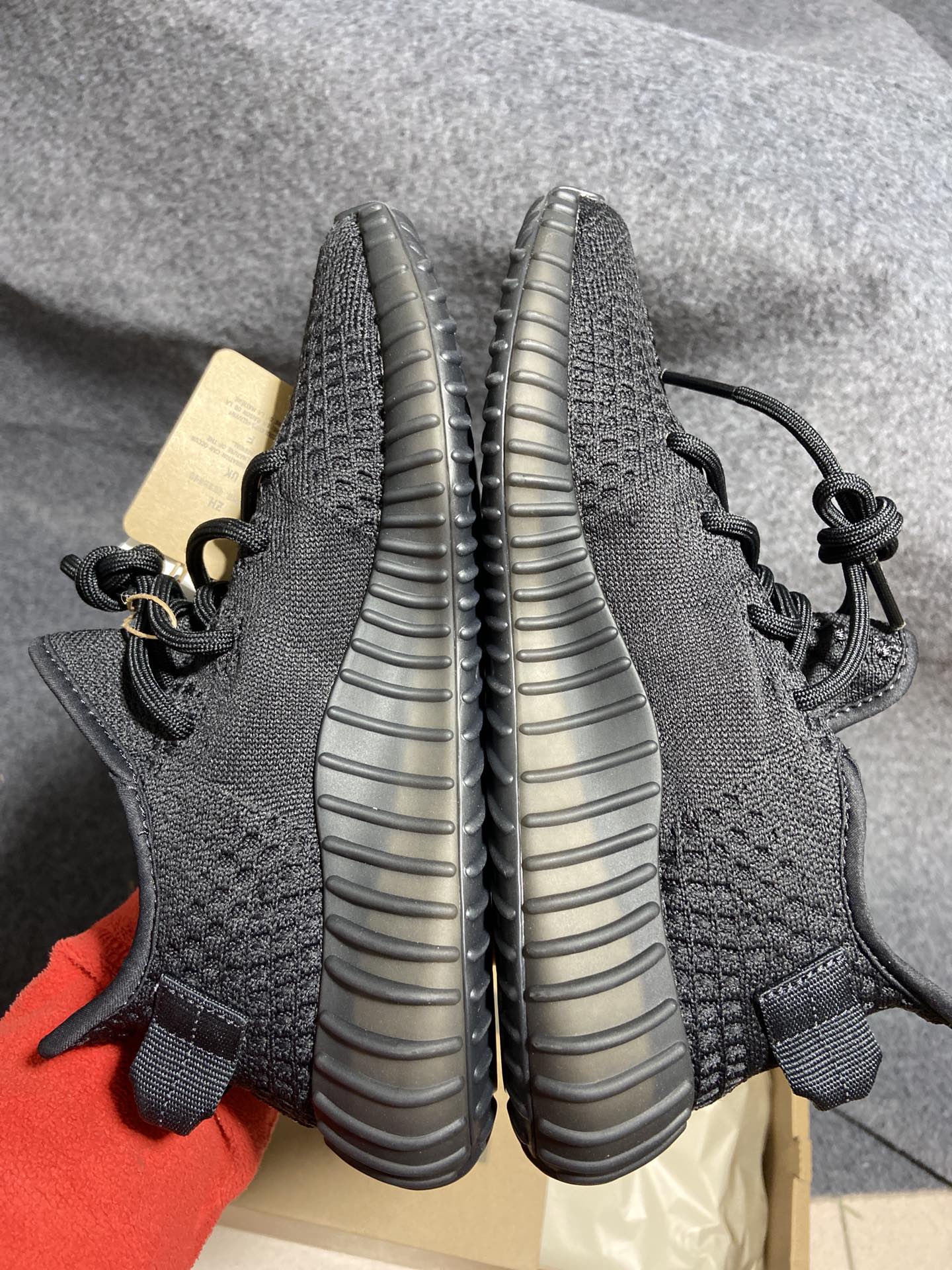 Yezzy350黑色玛瑙尺码36-4