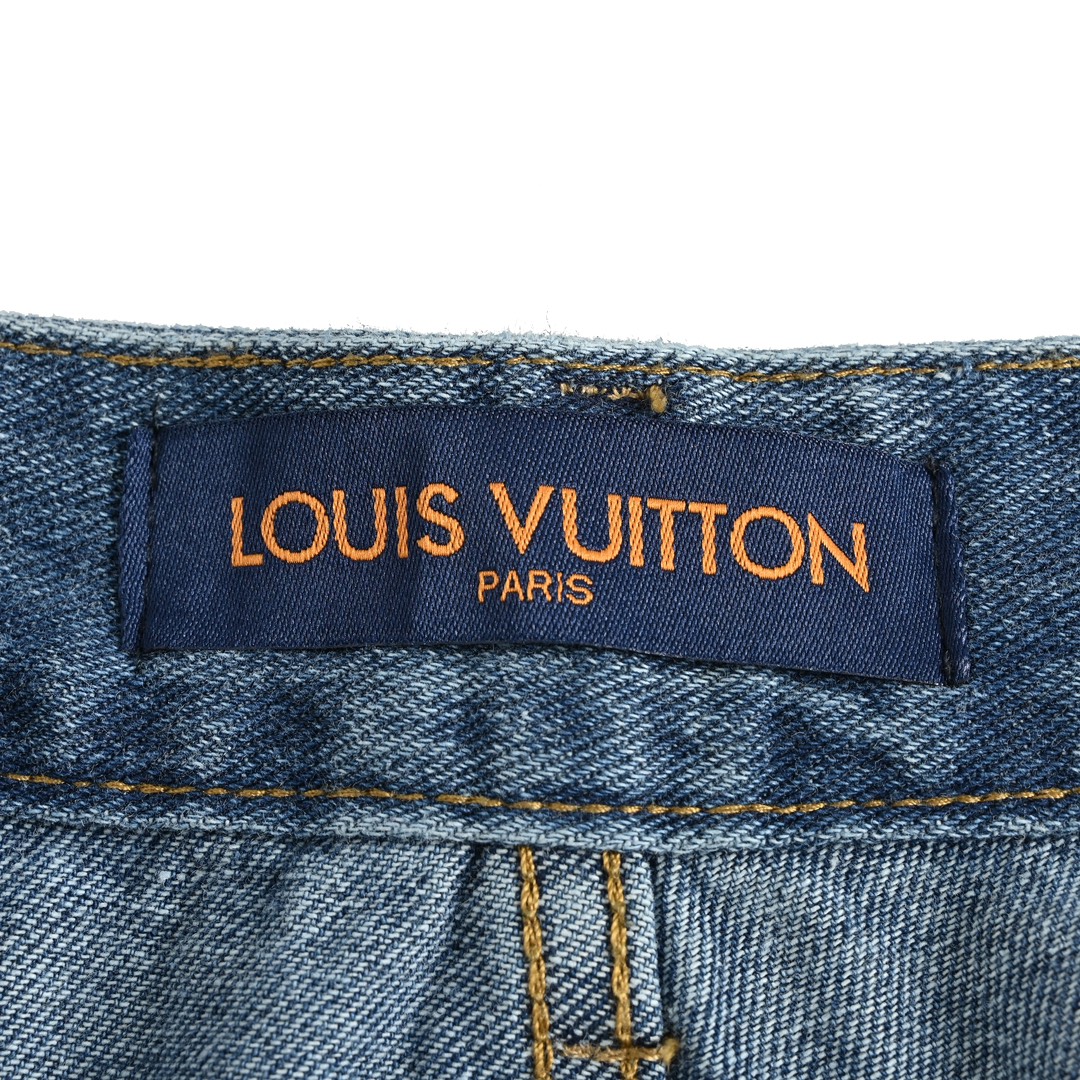 Louis Vuitton/路易威登 23ss 老花浮雕工装牛仔短裤