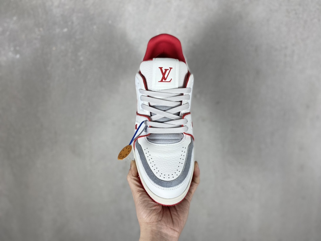 650 Virgil Abloh亲自操刀设计全新LV路易威登Louis Vuitton Trainer Sneaker Low休闲运动文化百搭篮球板鞋