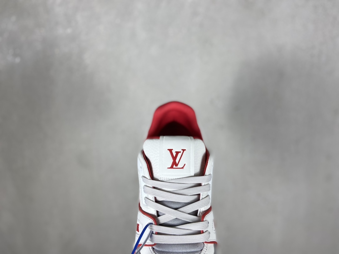 650 Virgil Abloh亲自操刀设计全新LV路易威登Louis Vuitton Trainer Sneaker Low休闲运动文化百搭篮球板鞋