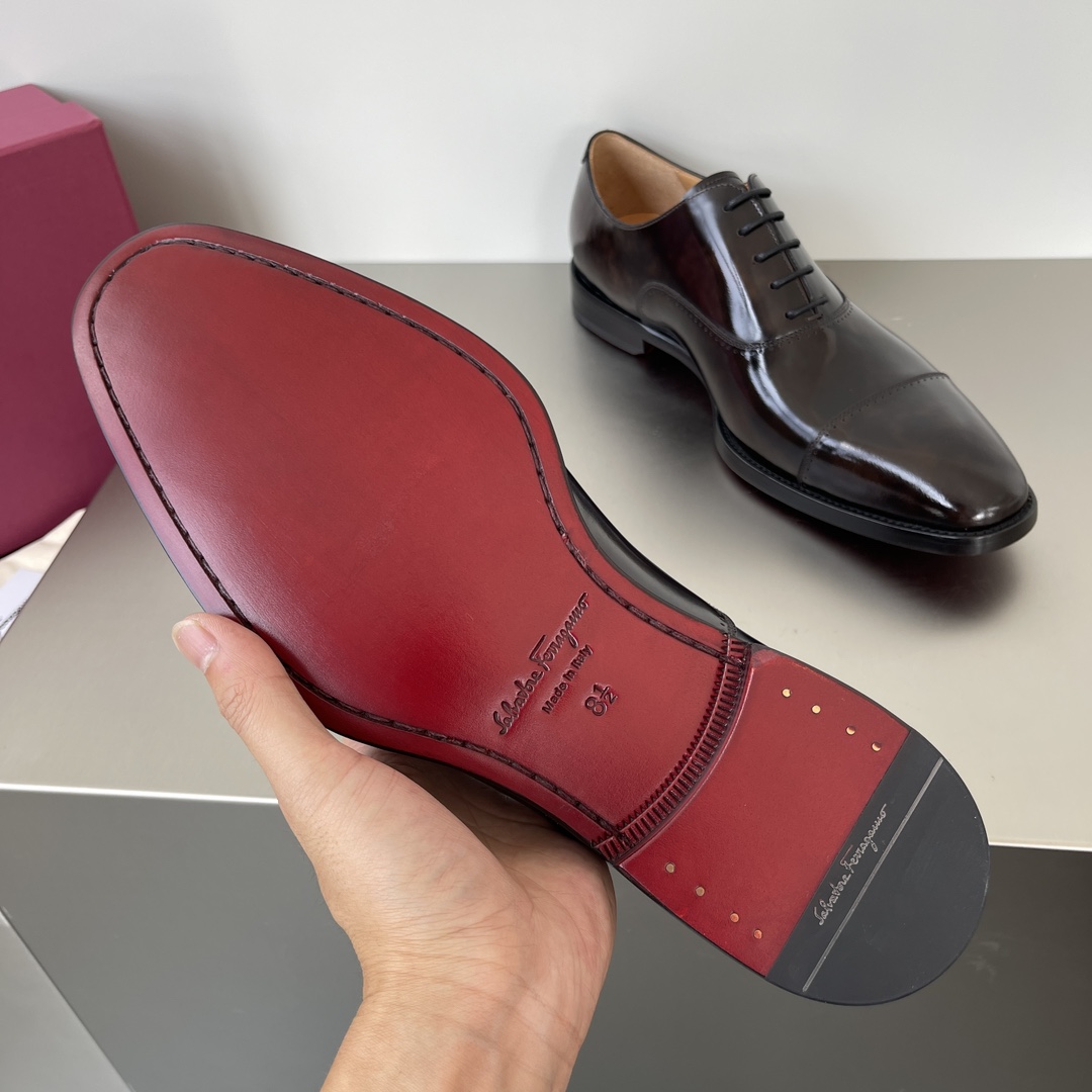 Ferragamo Haute Couture Classic Luxury Leather Shoe Ref 5