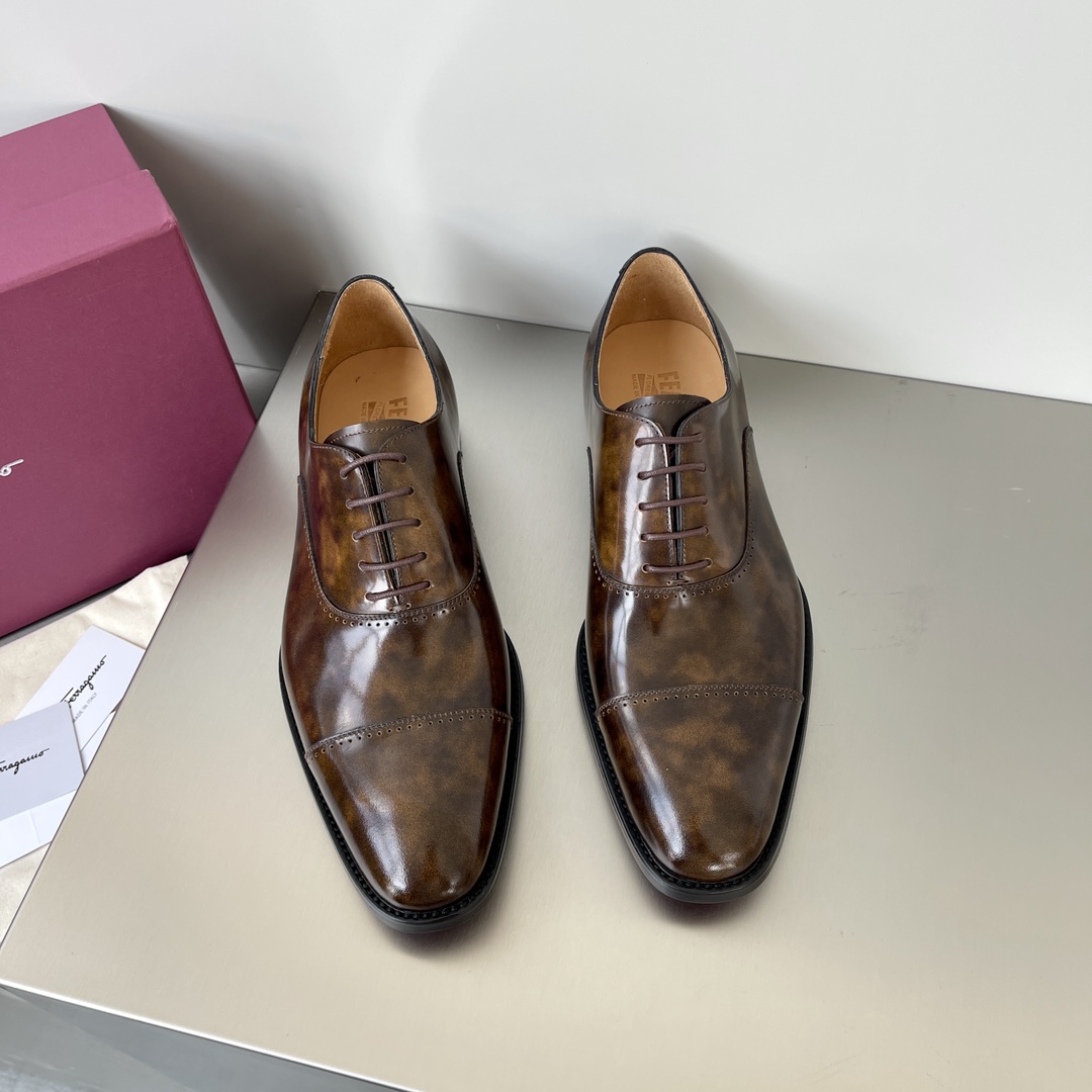 Ferragamo Haute Couture Classic Luxury Leather Shoe Ref 2