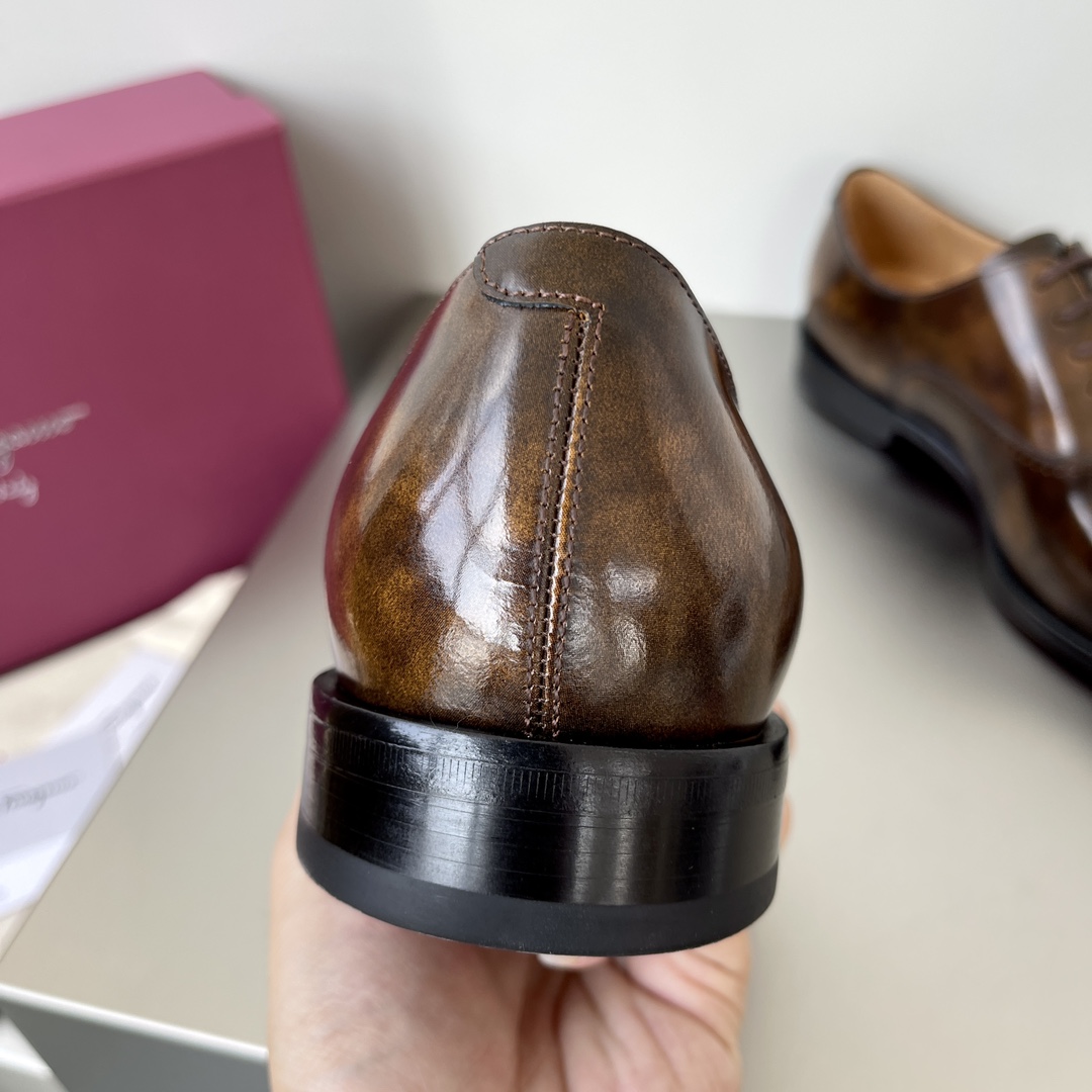 Ferragamo Haute Couture Classic Luxury Leather Shoe Ref 5