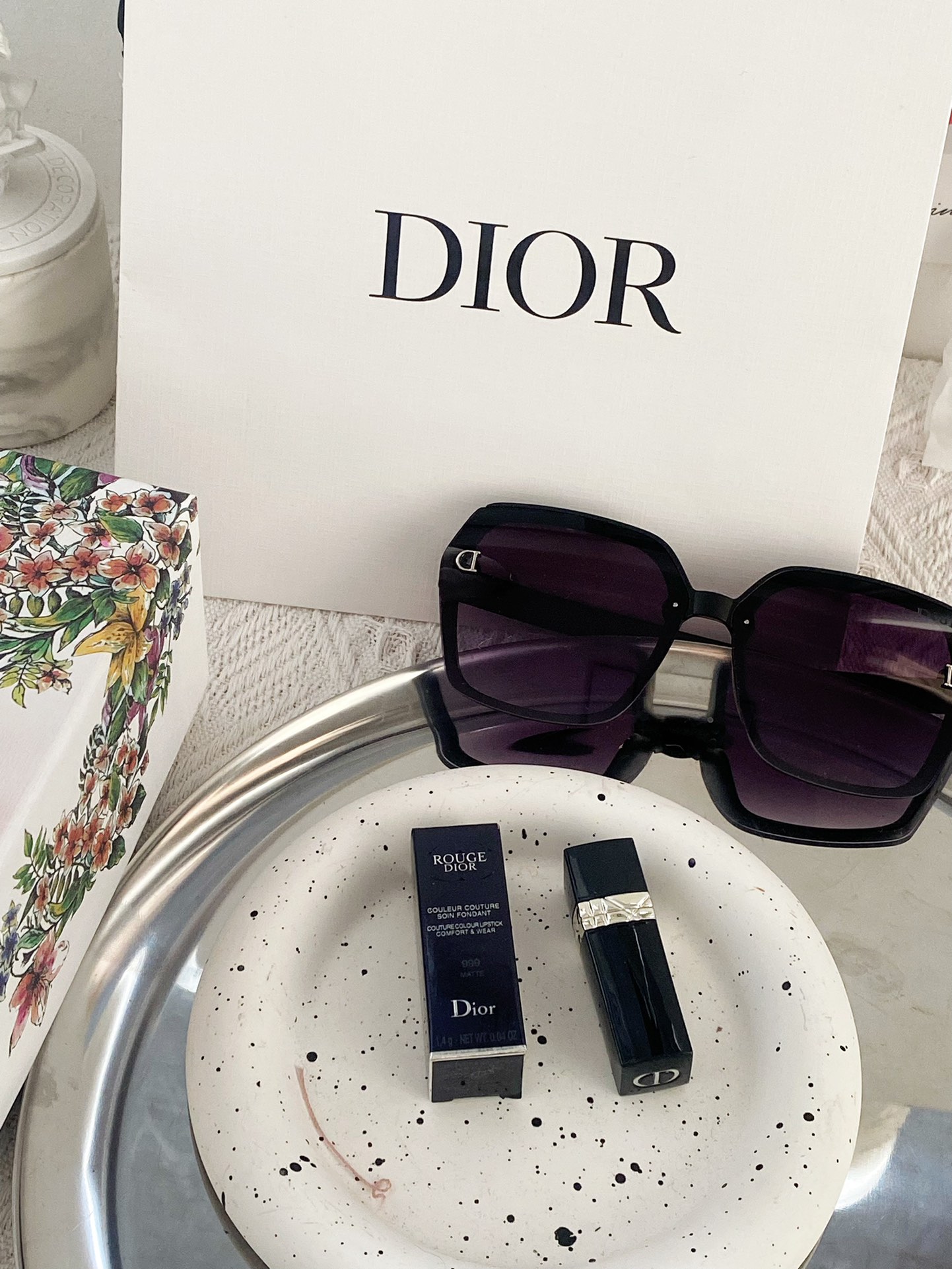 Dior Gift Set: Perfume, Lipstick, Sunglasses - Exclusive Women's Collection 9 i1682499851 2078 7