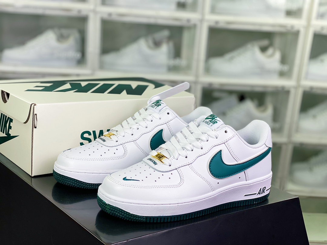 220  Air Force 1 '07 Low QS”White/University Blue Mini Swoosh”空军一号经典低帮板鞋“皮革白墨绿刺绣小钩子”CV5696-966